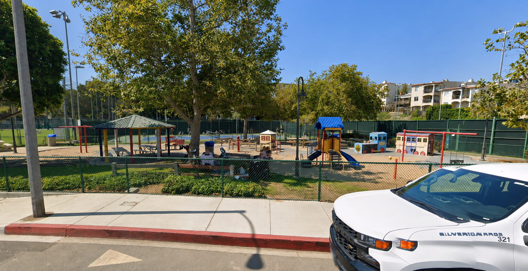 Live Oak Park in Manhattan Beach
